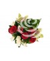 Aranjament floral cu trandafiri rosii
